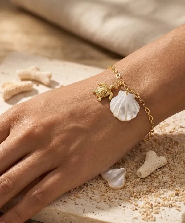 Gold_Turtle_&_Shell_Charm_Bracelet