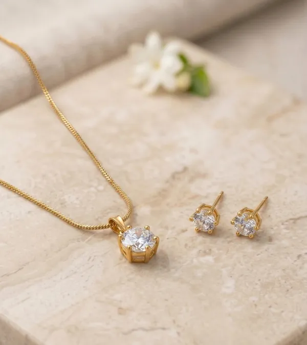 Stud_Earrings_with_Sparkling_Cubic_Zirconia_Pendent