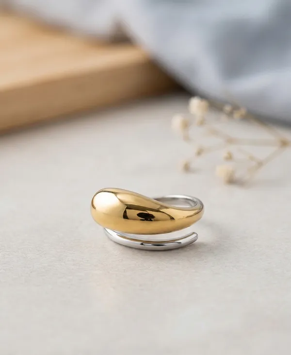 Luxury_Gold-Tone_Curated_Jewelry