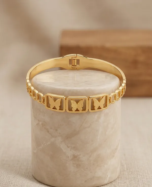 Urban_Butterfly_Cut-out_Bracelet