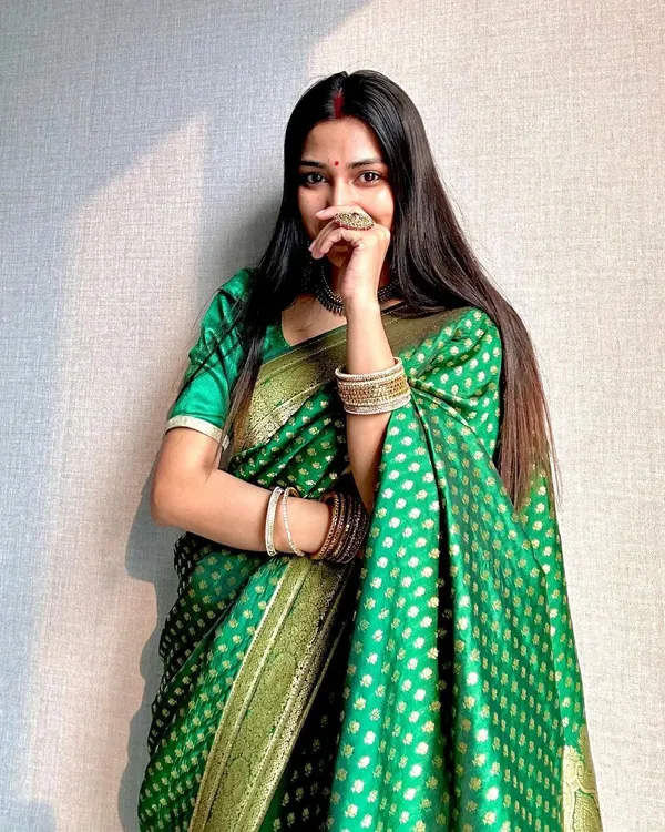 Green_Soft_Banarasi_Saree_For_Women
