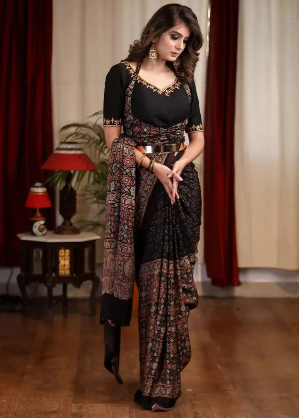 Black_Modal_Silk_Saree_For_Women
