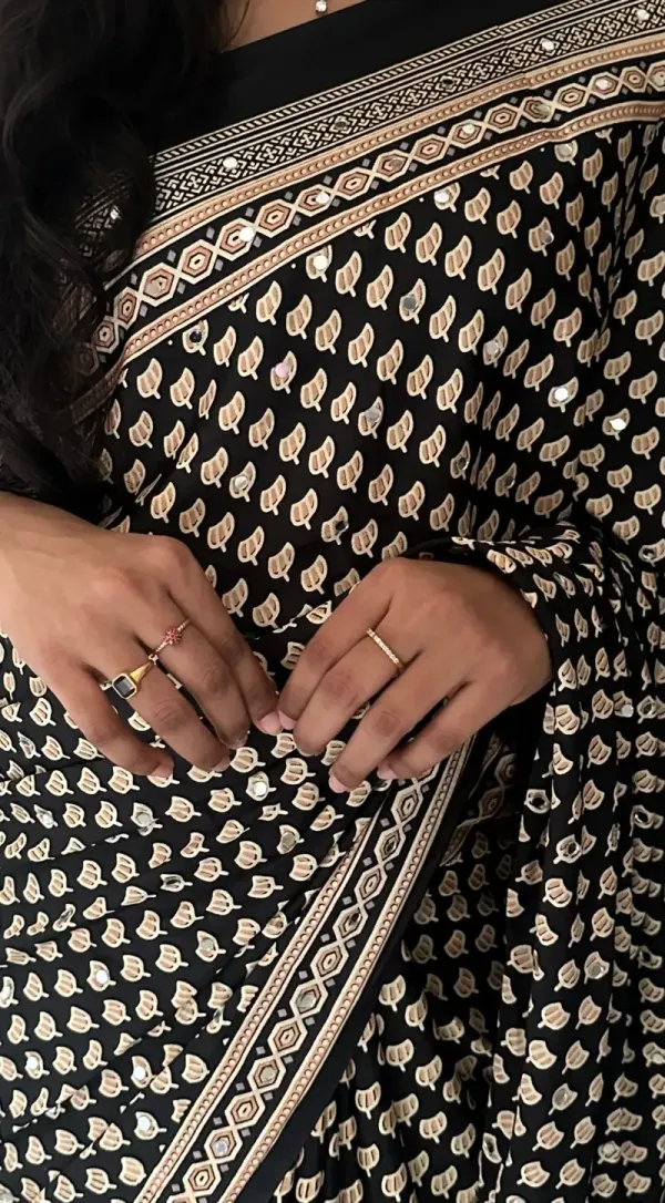 Jiya_original_Mirror_Work_Ajarakh_Modal_Silk_Saree_with_Blouse_Piece
