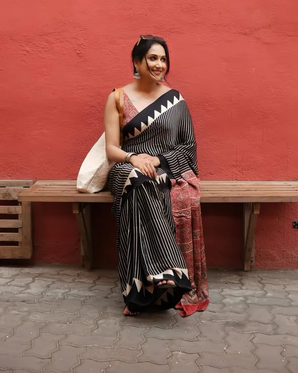 Leheriya_with_Ajarakh_Modal_silk_Saree