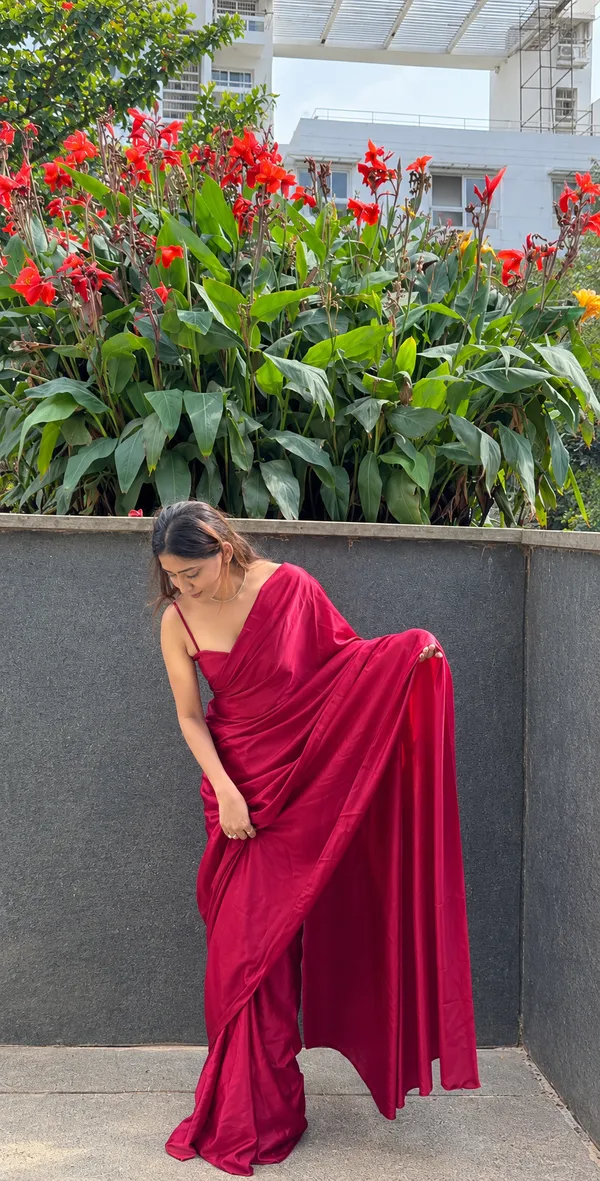 magenta_solid_satin_saree_For_Women