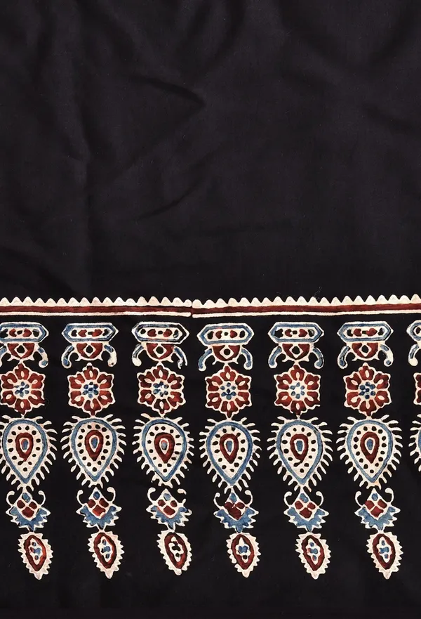 Lotus_Ajarakh_Saree_with_blouse_Piece