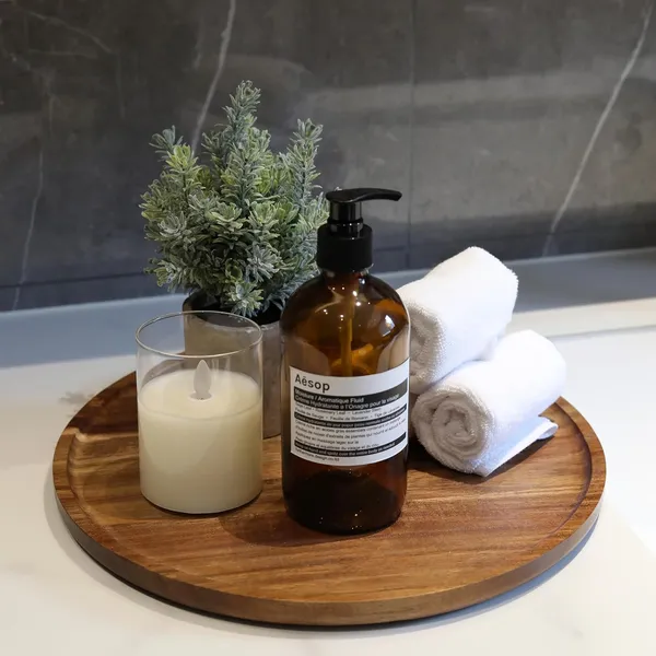 Brown_Acacia_Wood_Serving_Tray