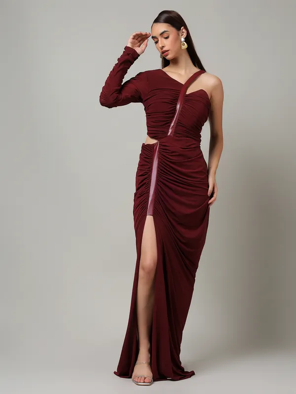 Her_Draped_Desire