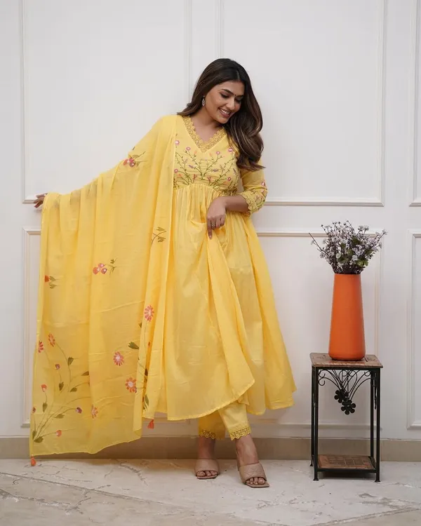 Yellow_Floral_Embroidered_Anarkali_Suit_Set_With_Dupatta