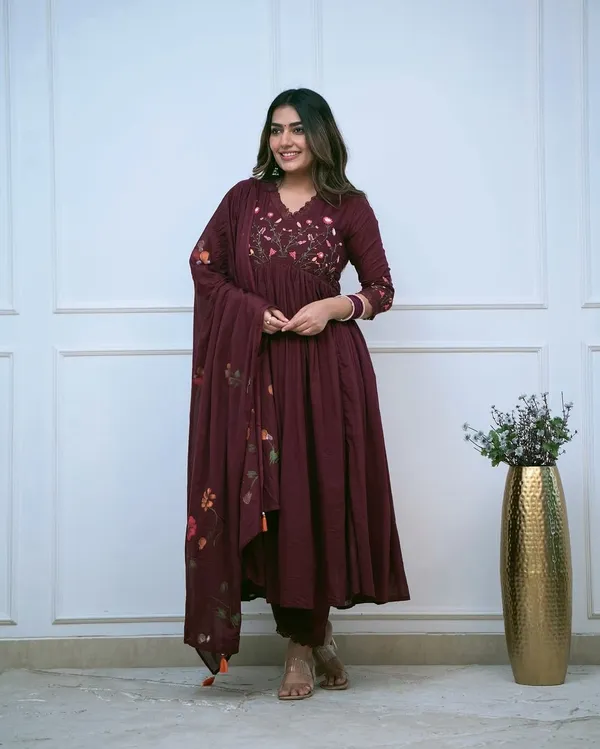 Maron_Tittli_Ankarli_Kurti_With_Pant_And_Duppta_Sat