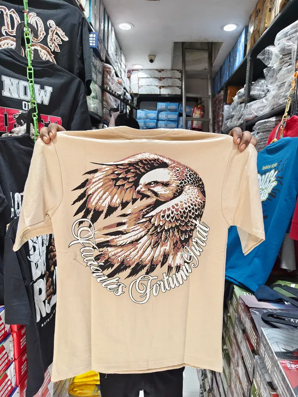 Relax_Printed_Oversized_T-Shirt_With_Eagle_Graphic_-_Beige