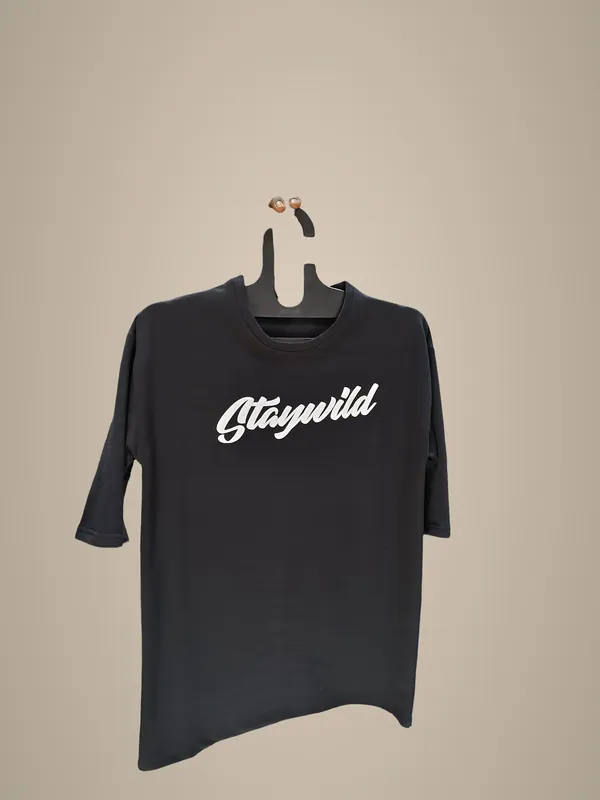 Staywild_Typography_Graphic_Printed_T-Shirt