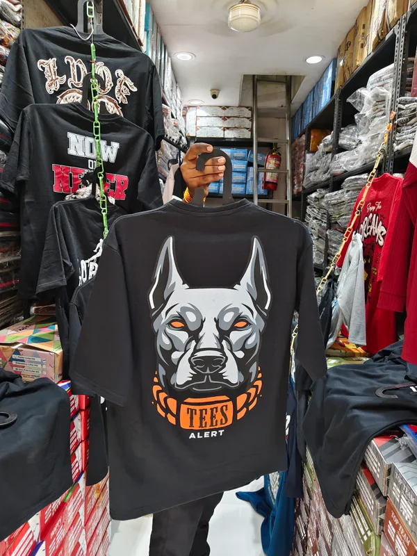 Staywild_Typography_Graphic_Printed_T-Shirt