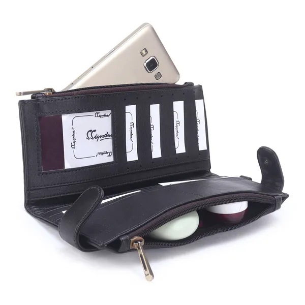 Signature_Black_Leather_Wrist_Strap_Multi_Card_Clutch_Wallet_For_Women