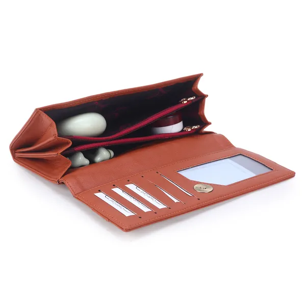 Signature_Brown_Leather_Multi_Compartment_Buckle_Travel_Wallet_For_Travel_Everyday_Use