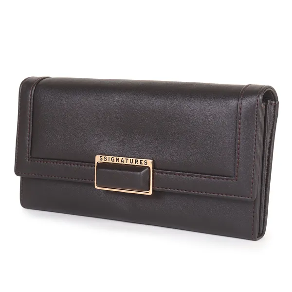 Signature_Leather_Multi_Card_Buckle_Wallet_For_Women