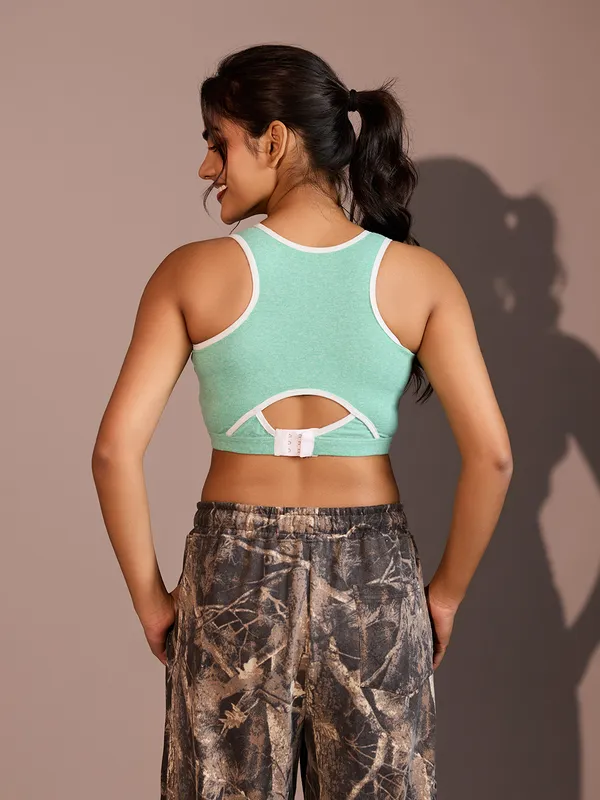 Kaheri_Mint_Harmony_Contrast_Sports_Bra_-_Vibrant_&_Comfortable_UV001-Melange_Green