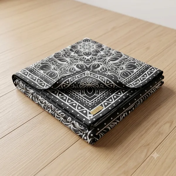 Kaheri_Women_Satin_Silk_Printed_Square_Scarf_/_Bandana_(65_x_65_cm)