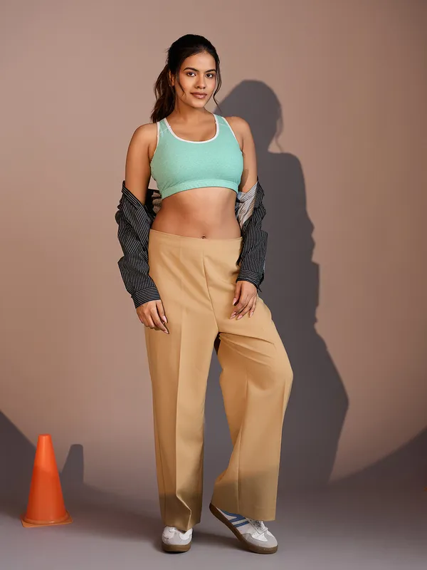 Kaheri_Women's_Mint_Green_Melange_Sports_Bra_with_Contrast_Piping_UV-008_Melange_Green