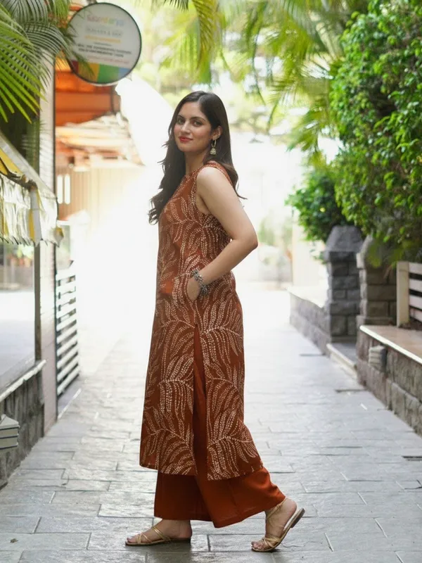 Kaheri_Women’s_Rust_Rayon_Printed_Straight_Kurti_with_Palazzo_Pant_Set_|_Fully_Stitched_