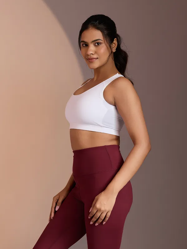 Kaheri_Women’s_Ultra-Comfort_White_Sports_Bra_–_Perfect_for_Paddle_&_Performance_UV-008