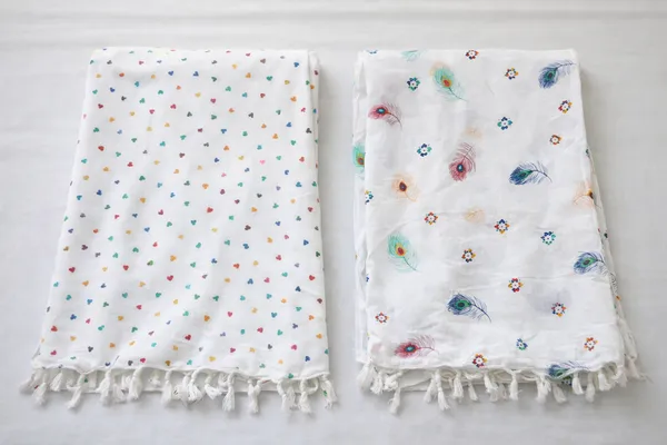 White_Cotton_Silk_Duppatta_For_Women