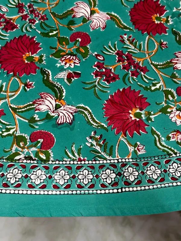 Hand_Block_Print_Round_Tablecloth:_Floral_8-Seater_Table_Wear