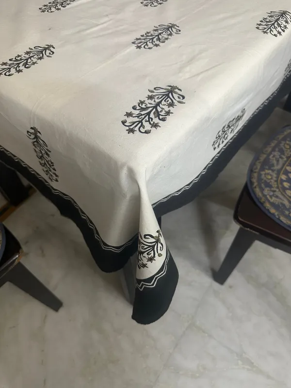 Artisan_Made_Sanganeri_Block_Print_Table_Cover_-_6_Seaters_|_Monochrome_Botanical_Print_|_100%_Premium_Cotton_Table_Linen_(60"X90")