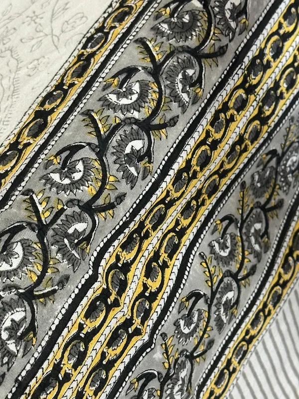 Indian_Block_Print_Tablecloth:_Floral_Cotton_Farmhouse_Table_Cover