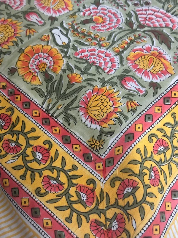 Hand_Block_Print_Tablecloth:_Floral_Indian_Decor,_6_Seater