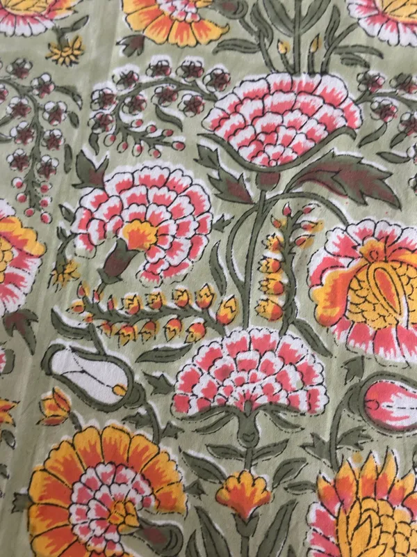 Hand_Block_Print_Tablecloth:_Floral_Indian_Decor,_6_Seater