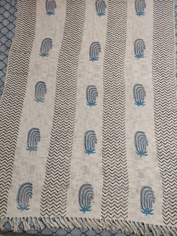 Hand_Woven_Mud_Cloth_Throw_Blanket:_Natural_Hand_Printed_Cotton,_Boho_Tassels
