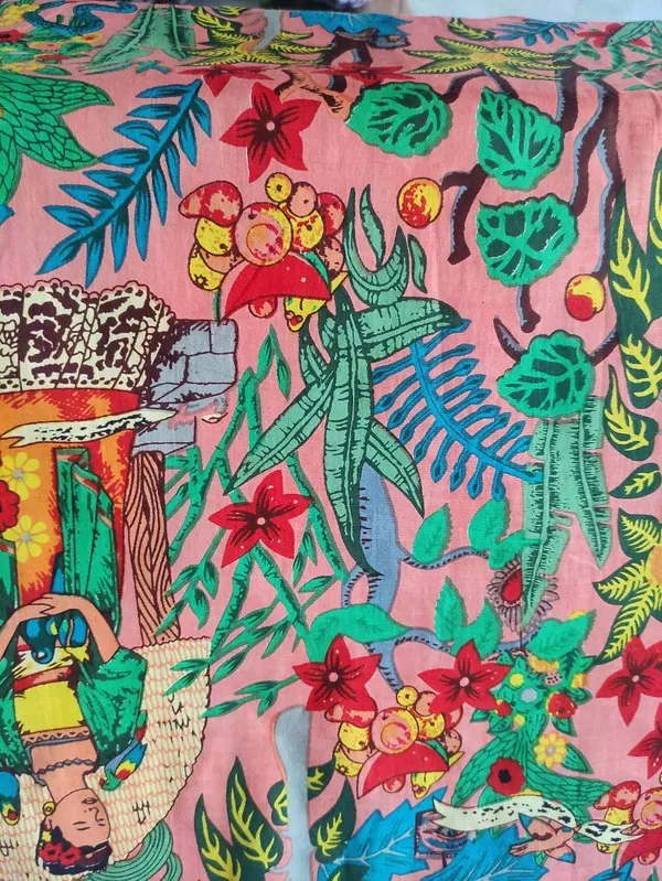 Frida_Kahlo_Print_Fabric:_Mexican_Painter_Inspired_Cotton,_1_Yard