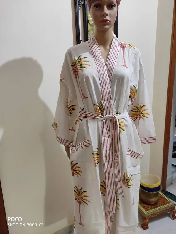 Kimono_Rob,_Dressing_Gown,_Vintage_Style_Indian_Hand_Block_Print_Bath_Rob.