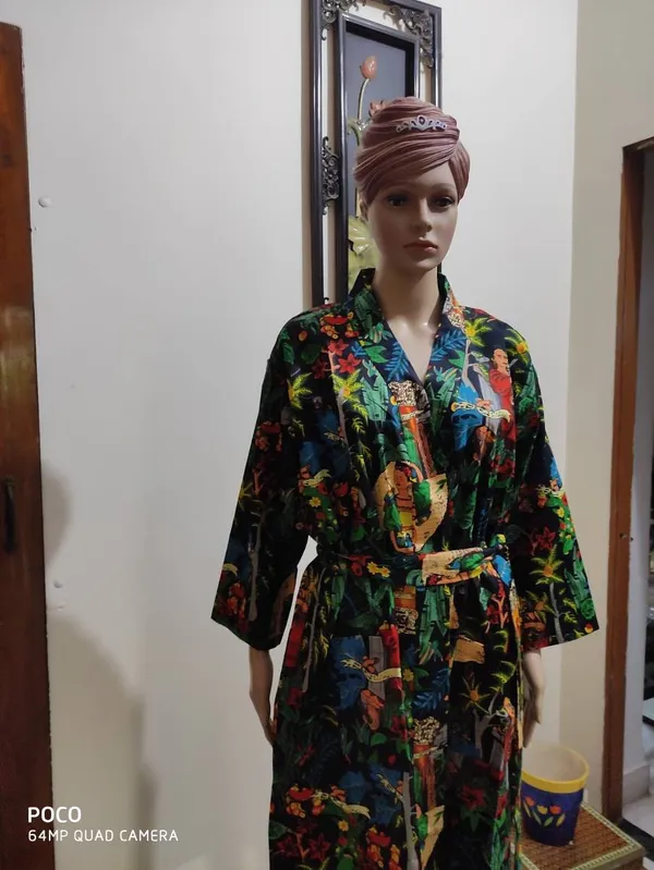 Frida_Kahlo_Print_Cotton_Kimono_Robe:_Colorful_Everyday_Wear