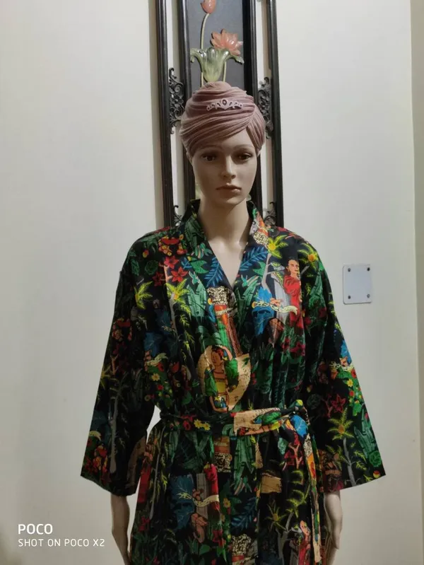 Frida_Kahlo_Print_Cotton_Kimono_Robe:_Colorful_Everyday_Wear