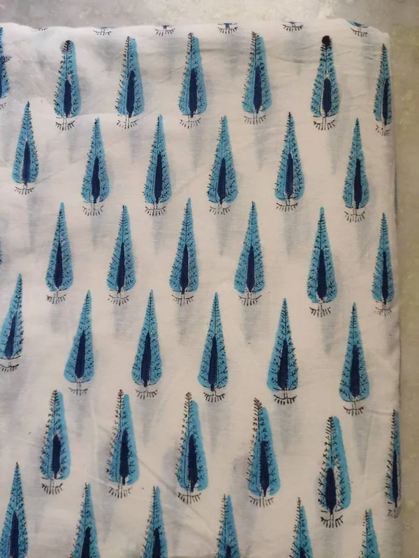 Hand_Block_Printed_Cotton_Fabric:_Mughal_Print,_44"_Wide