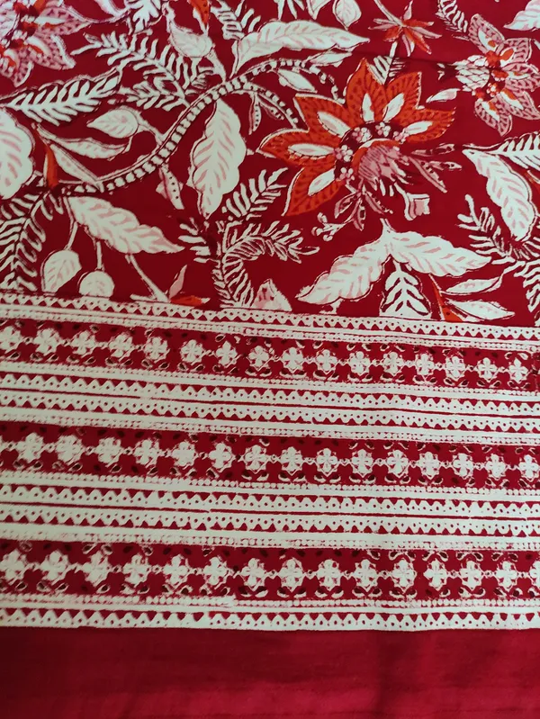 Hand_Block_Print_Tablecloth:_Floral_Cotton_Farmhouse_Table_Cover