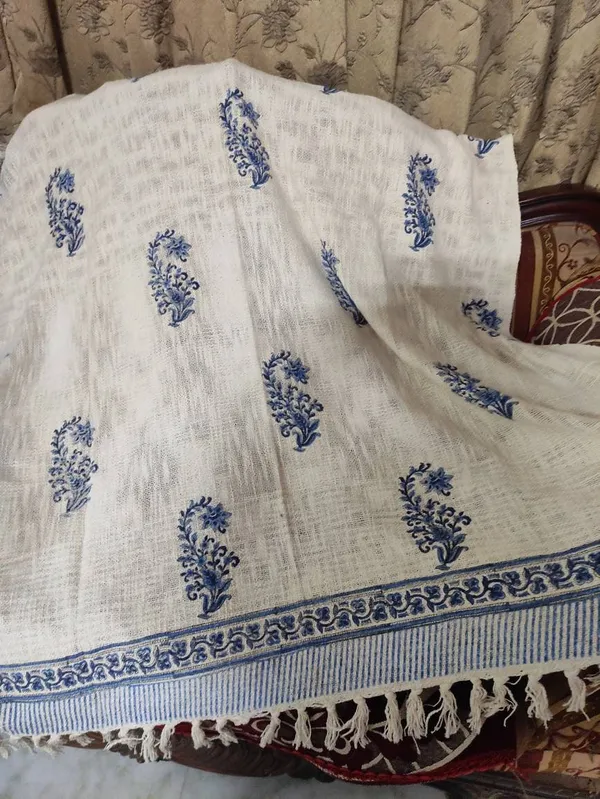 Hand_Woven_Mud_Cloth_Throw_Blanket:_Indigo_Floral_Print,_Boho_Tassels