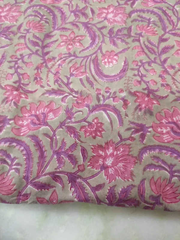 Hand_Block_Cotton_Fabric:_Dusty_Rose_Mughal_Floral_Print