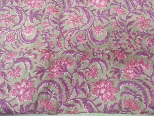Hand_Block_Cotton_Fabric:_Dusty_Rose_Mughal_Floral_Print
