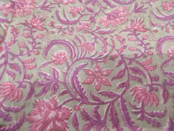 Hand_Block_Cotton_Fabric:_Dusty_Rose_Mughal_Floral_Print