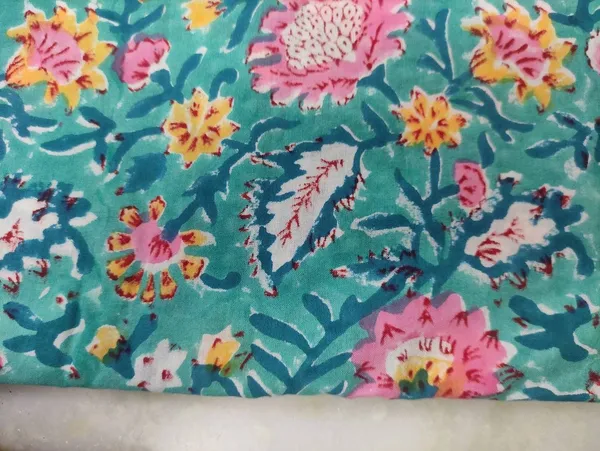 Floral_Mughal_Print_Cotton_Fabric:_Hand_Block_Design,_44_Inches_Wide