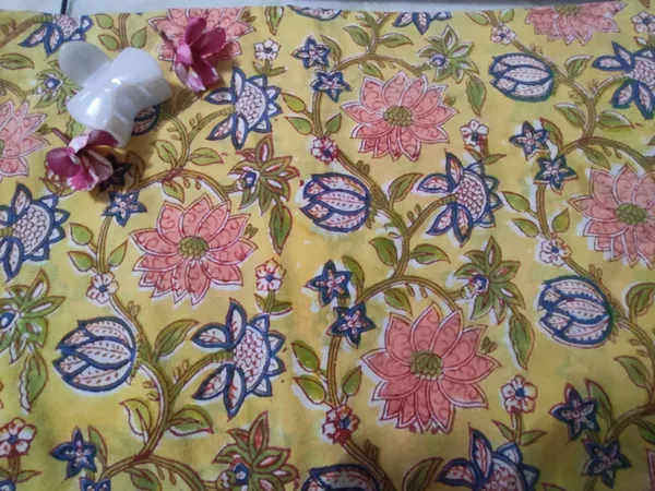 Hand_Block_Cotton_Fabric:_Mughal_Floral_Print,_44"_Wide