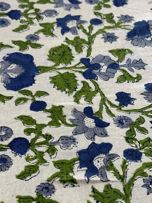 Hand_Block_Print_Round_Tablecloth:_Floral_8-Seater_Table_Wear