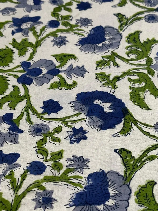 Hand_Block_Print_Round_Tablecloth:_Floral_8-Seater_Table_Wear