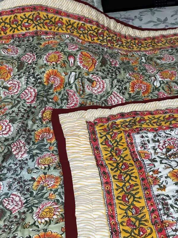 Hand_Block_Print_Cotton_Quilt:_Reversible_Indian_Artisan_Quilt