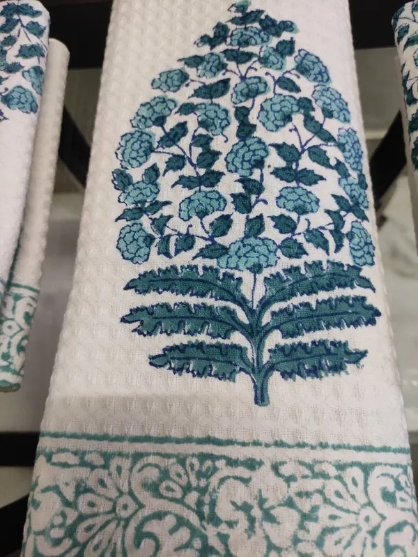 Waffle_Hand_Block_Print_Organic_Cotton_Towel_Set:_Bath_&_Hand_Towels