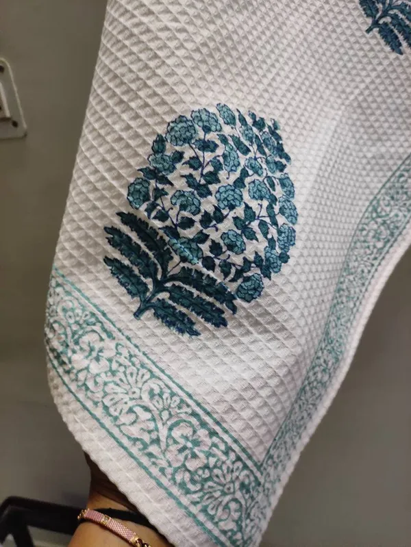 Waffle_Hand_Block_Print_Organic_Cotton_Towel_Set:_Bath_&_Hand_Towels