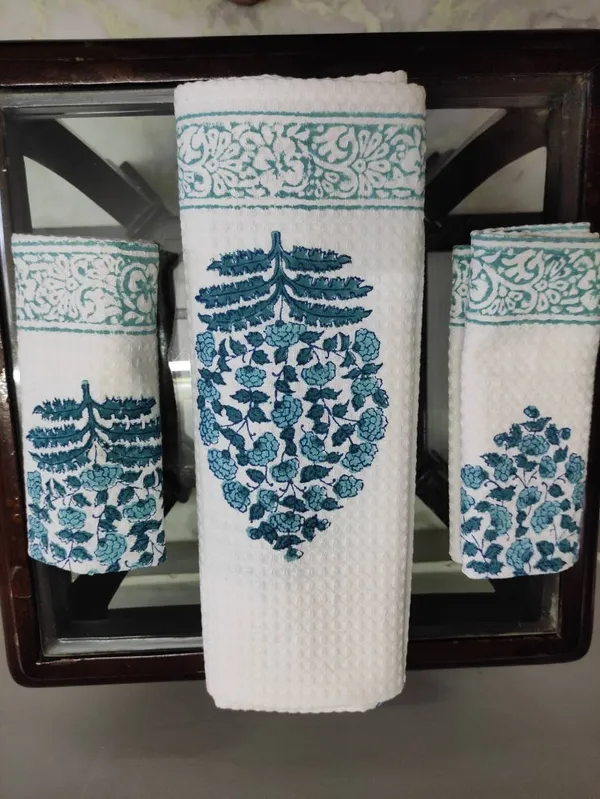 Waffle_Hand_Block_Print_Organic_Cotton_Towel_Set:_Bath_&_Hand_Towels